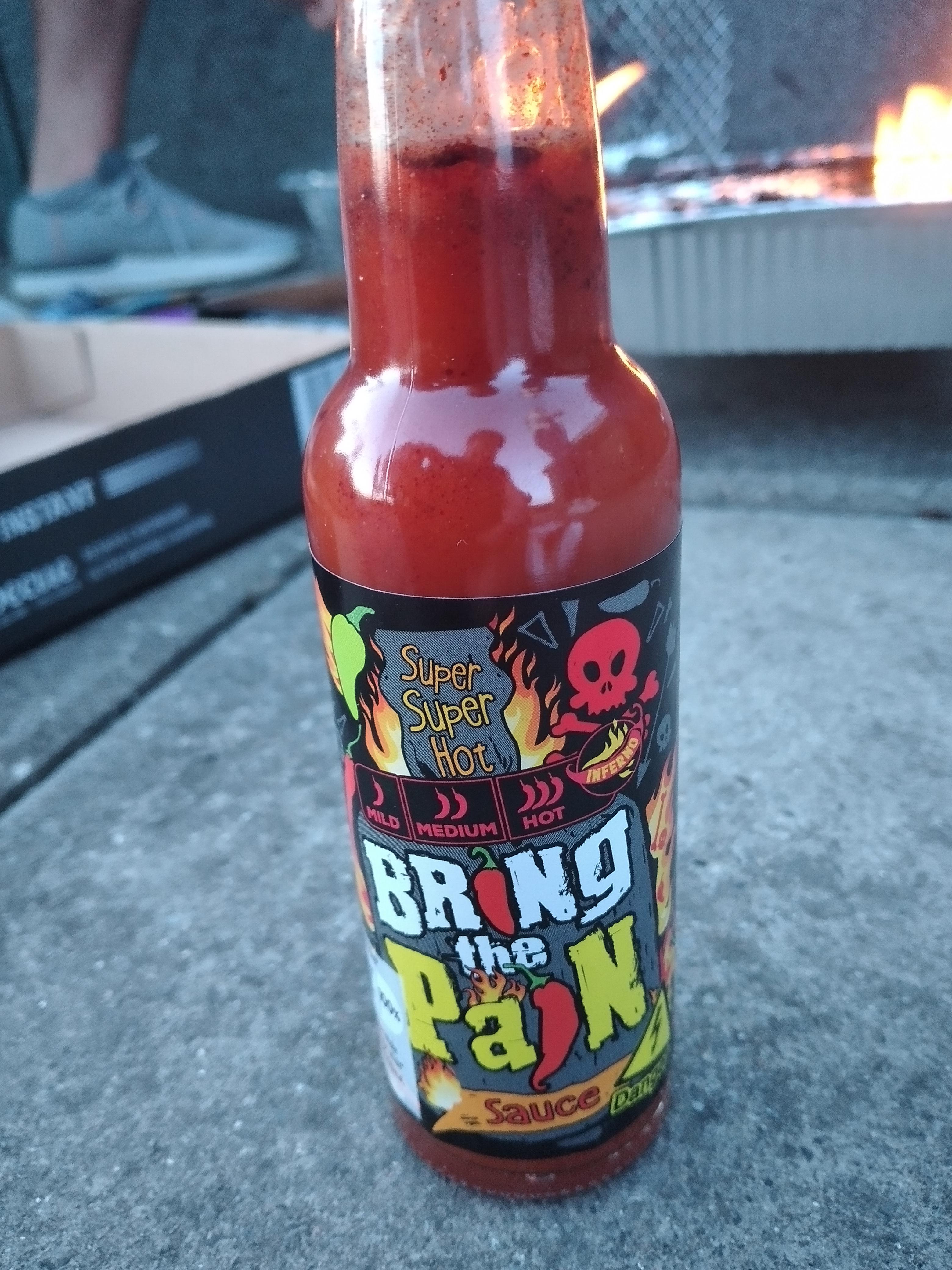 I expected absolutely nothing from this Lidl hot sauce but it has an insane kick. There's no