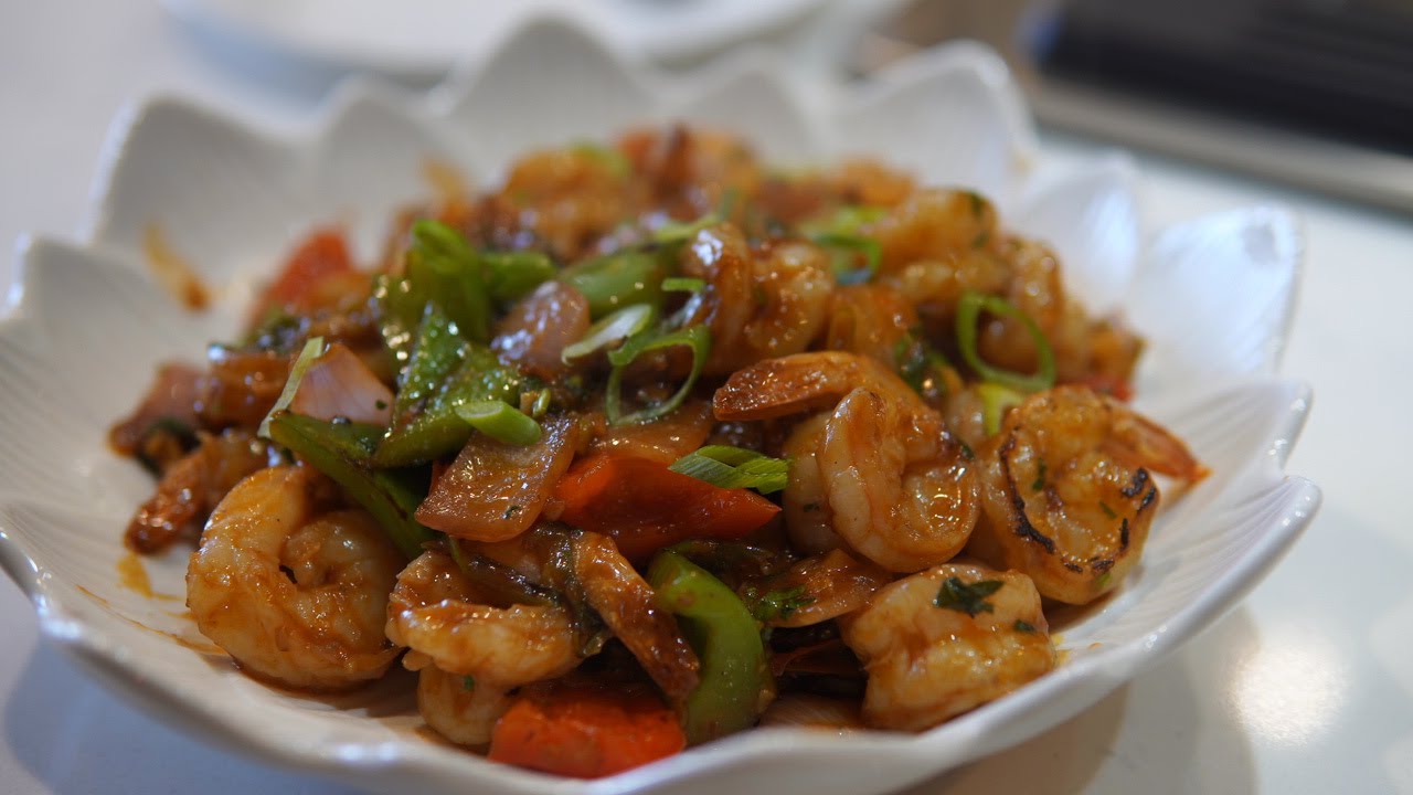 How To Make Chili Garlic Prawns / Shrimp | Quick And Easy Recipe ...