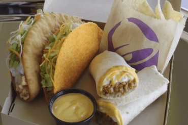 Crazy screenshot of a TB ad I saw on Twitch depicting 2 'halves' of a Beefy 5 Layer Burrito. If you put these together it would be like 1 and 2/3rds the length of a regular one.